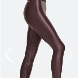 Alala Primary Tight, Oxblood